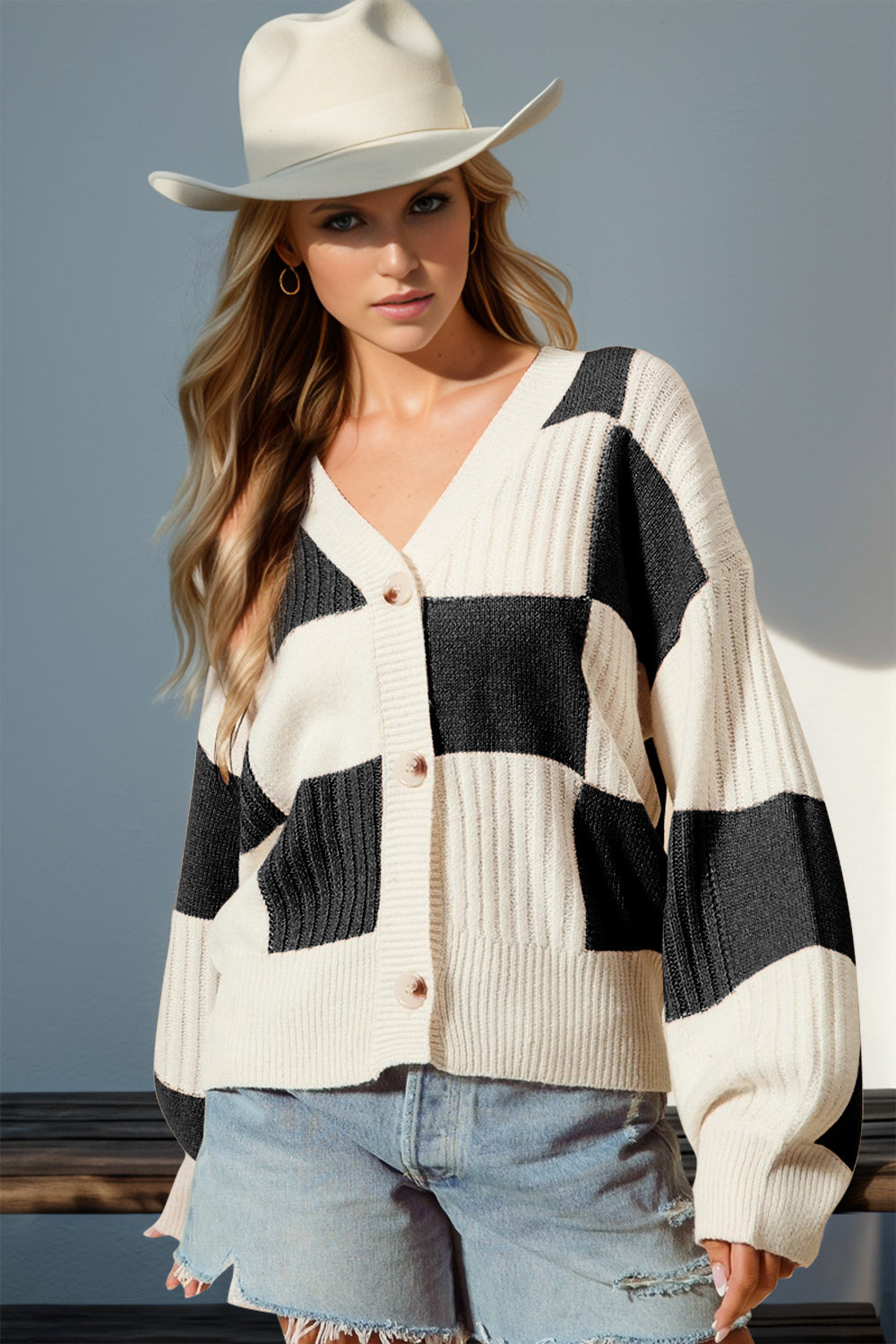 Crazing Checkered Cardigan