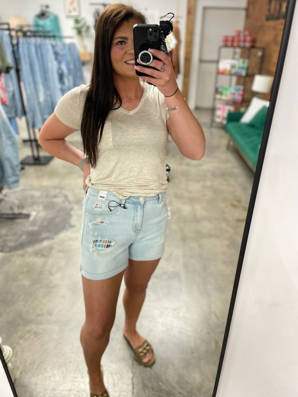 Judy Blue Full Size Distressed Cuff Denim Shorts