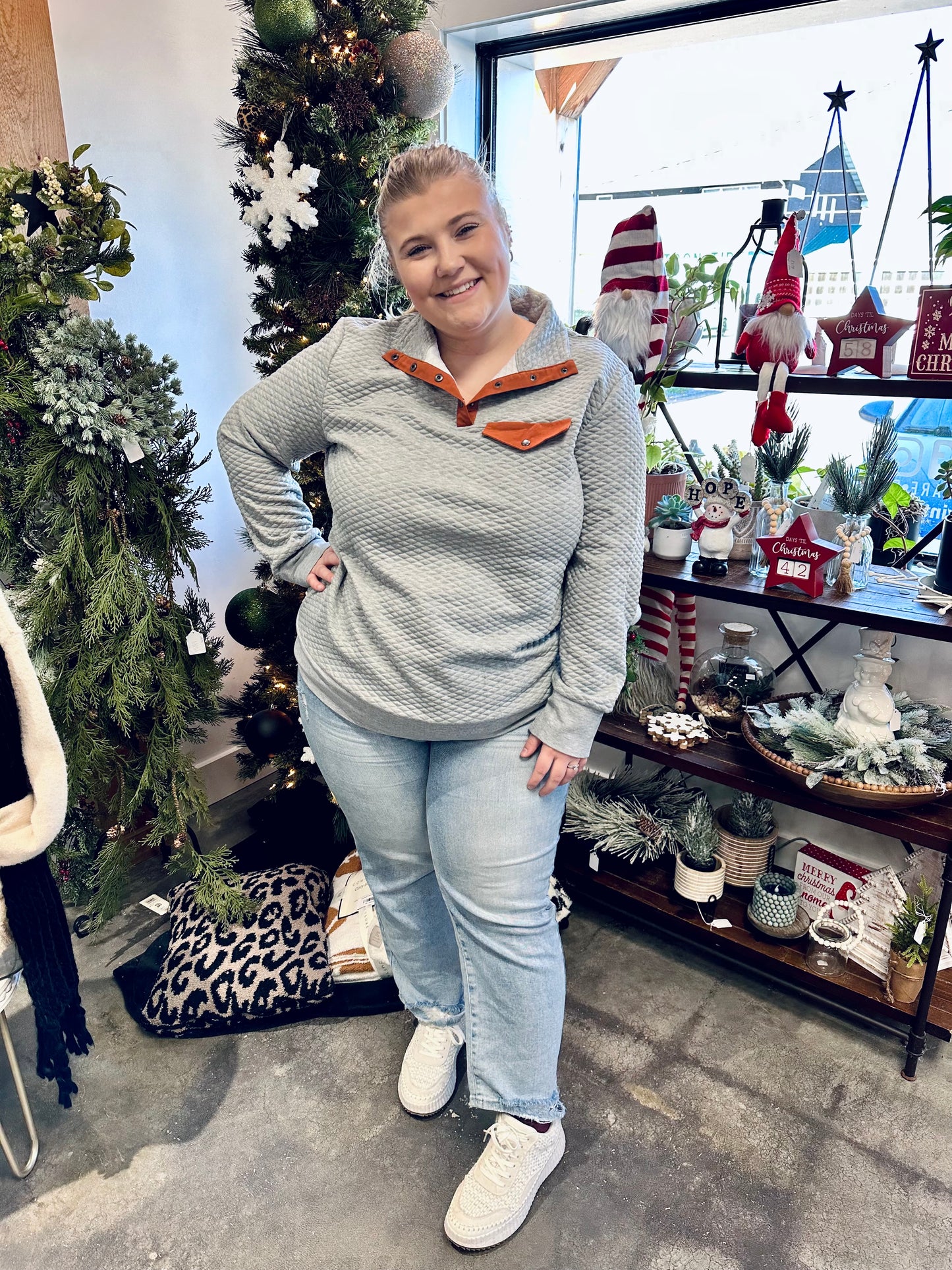 Know My Own Worth Pullover