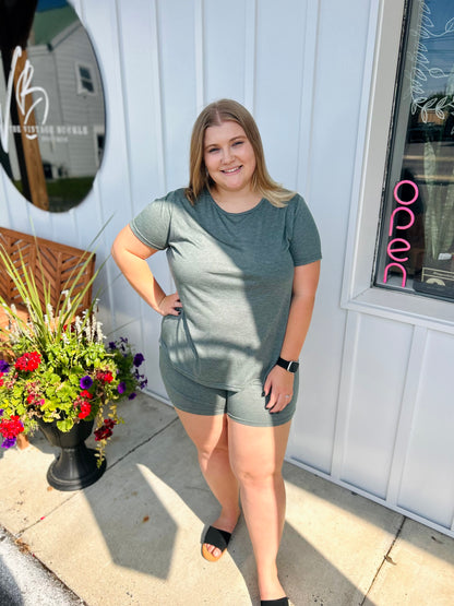 Plus Size Round Neck Short Sleeve Two-Piece Loungewear Set