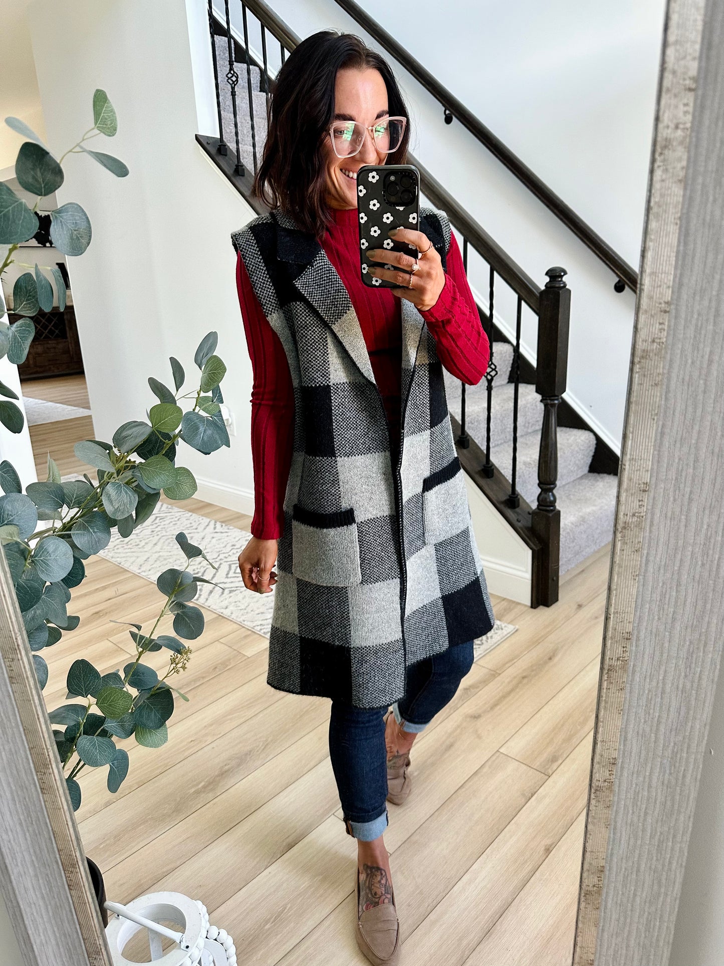 Plaid Lapel Collar Sleeveless Cardigan