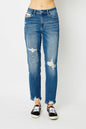 Judy Blue Queen Of Hearts Distressed Boyfriend Fit Jeans
