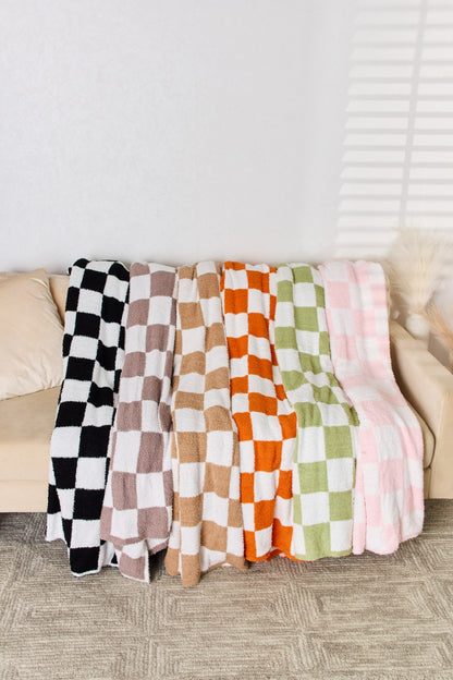 Cuddley Checkered Decorative Throw Blanket