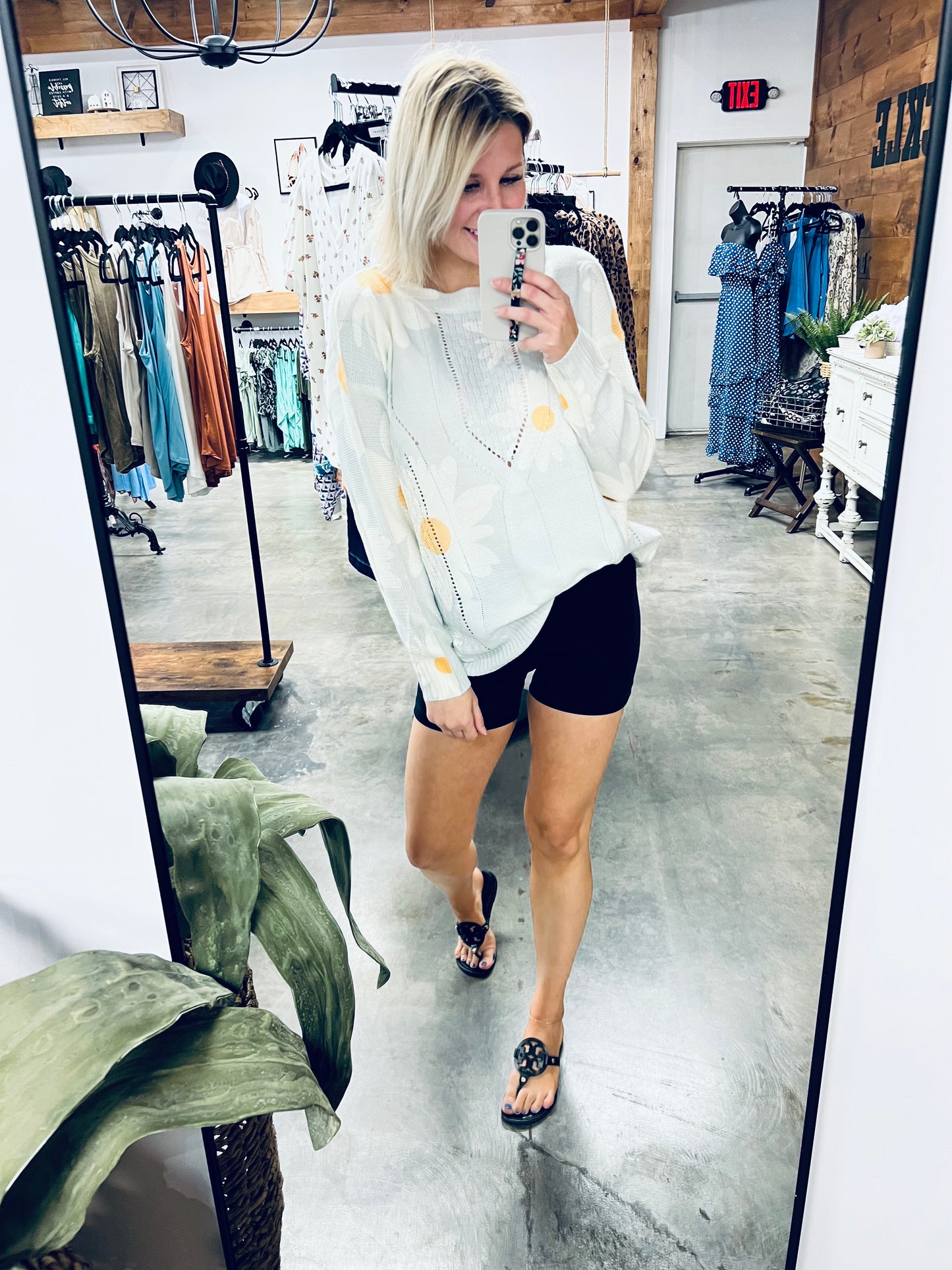 Daisy Dreams Sweater