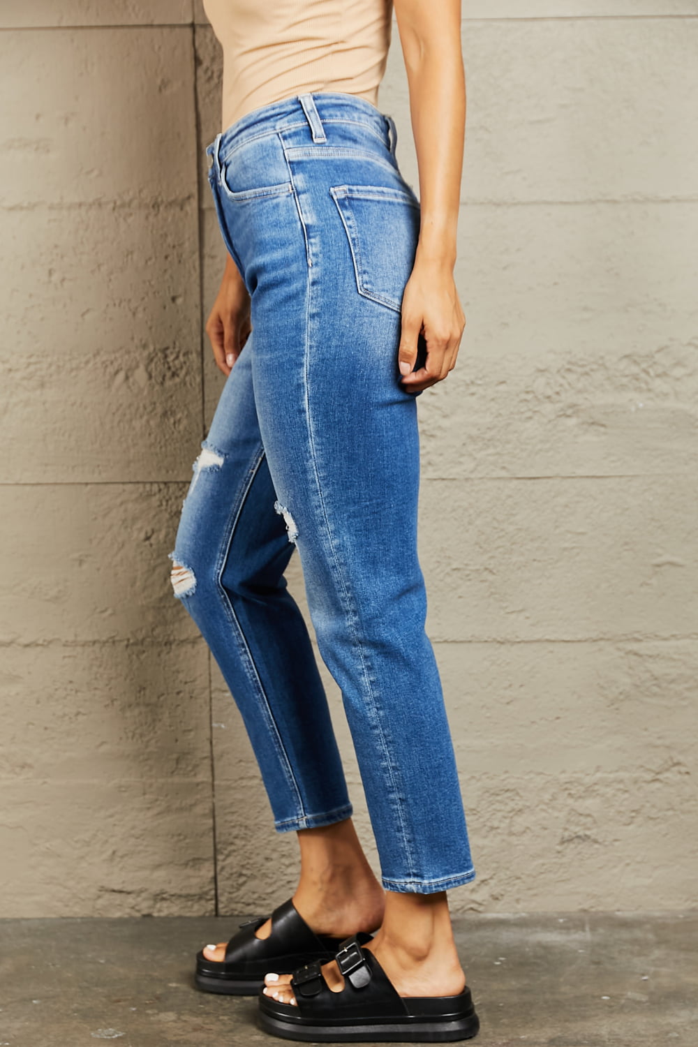 BAYEAS High Waisted Cropped Dad Jeans